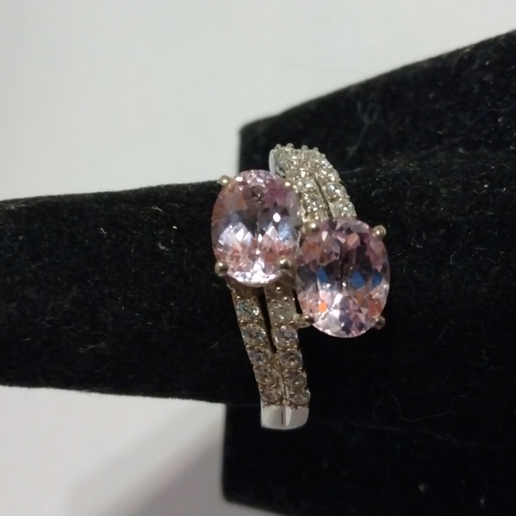 Stamped .925 Kunzite and Diamond Ring. 3.86 Grams